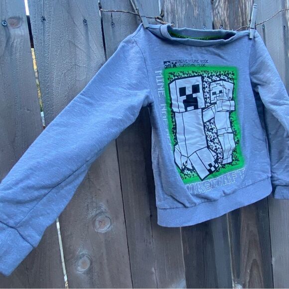 Boys Minecraft sweatshirt - Picture 4 of 7